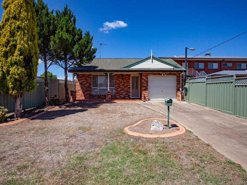 7 New St, Wellington, NSW 2820