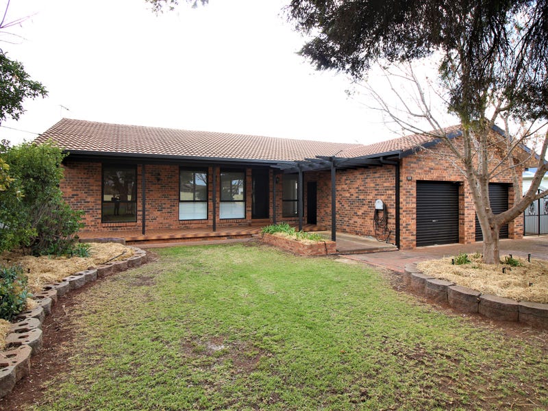 19 Wilga Street, Hanwood, NSW 2680