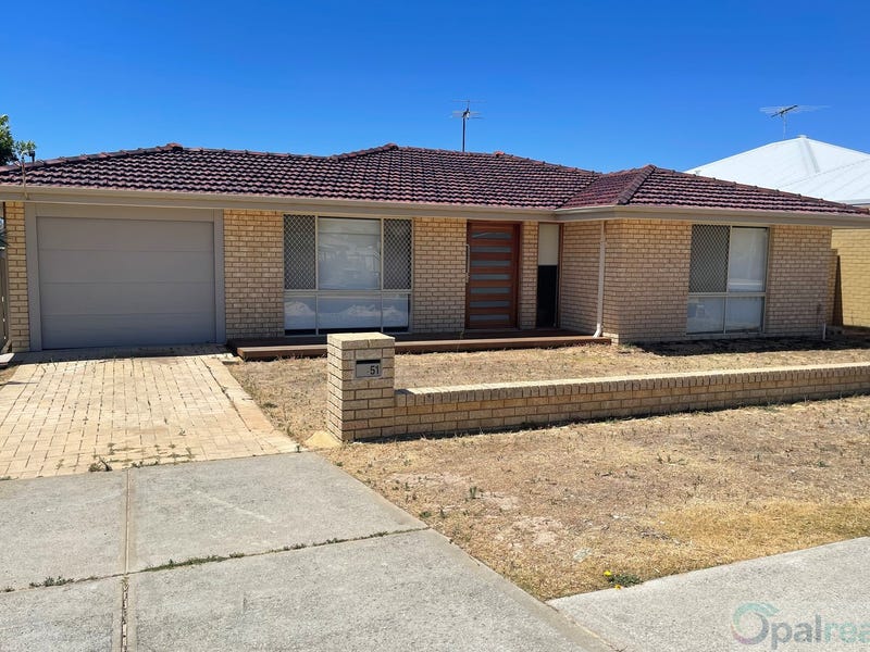 51 Crystaluna Drive, Golden Bay, WA 6174