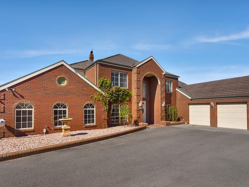 2225 Bacchus Marsh Road, Balliang, VIC 3340