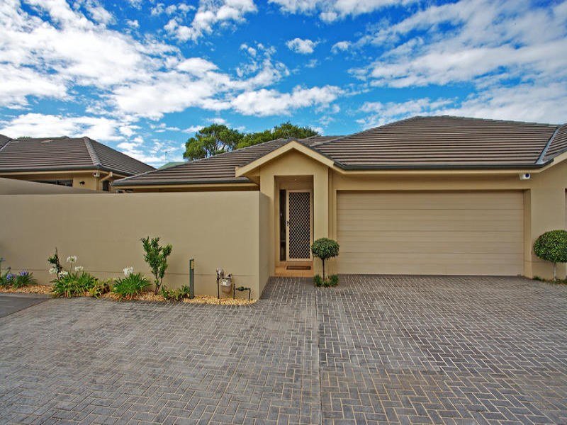 Unit 11,145 Pioneer Road, Towradgi, NSW 2518 Property Details