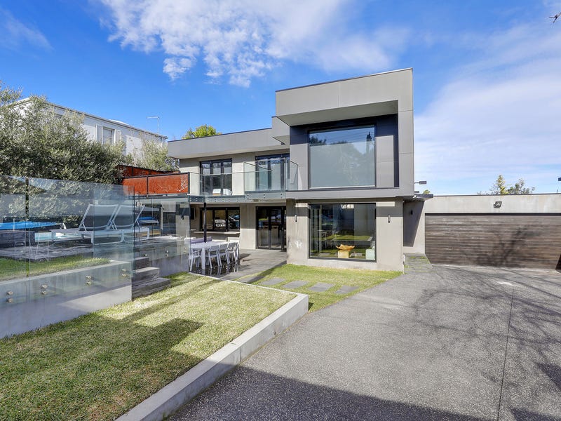 4 Crown Avenue Camberwell Vic 3124 Realestate Com Au