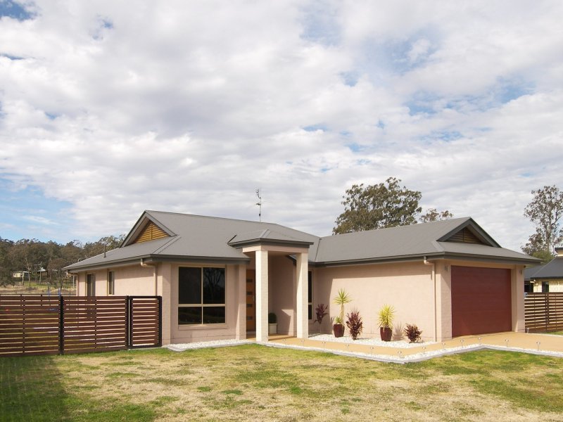 45 Holly Avenue, Highfields, Qld 4352 Property Details