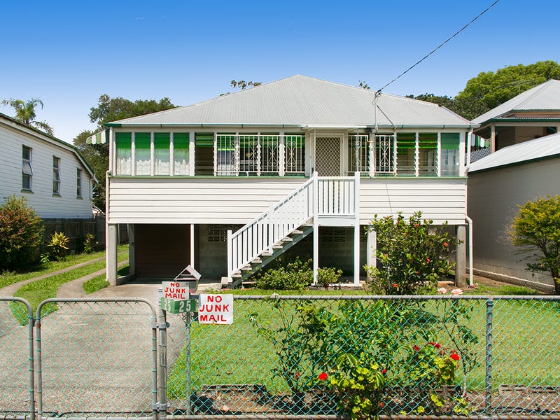 25 Perkins Street, Sandgate, QLD 4017