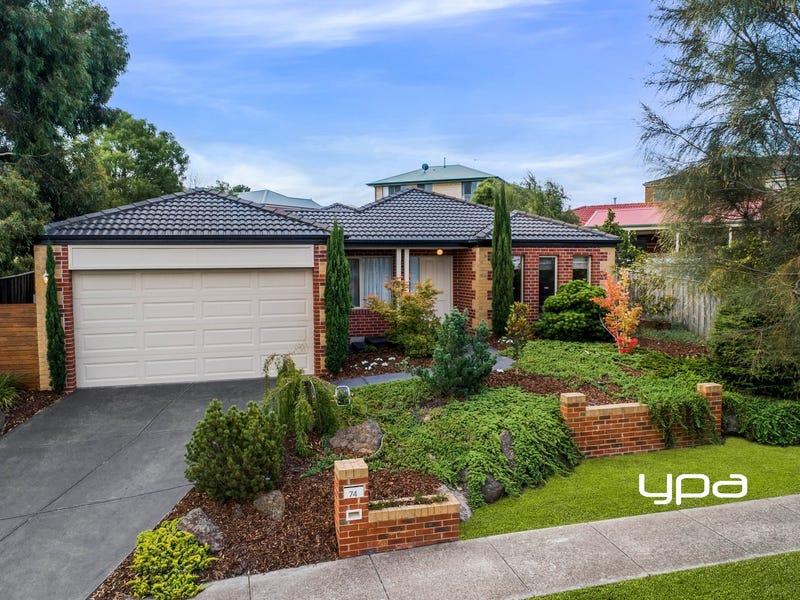 74 Fullwood Drive, Sunbury, Vic 3429 Property Details