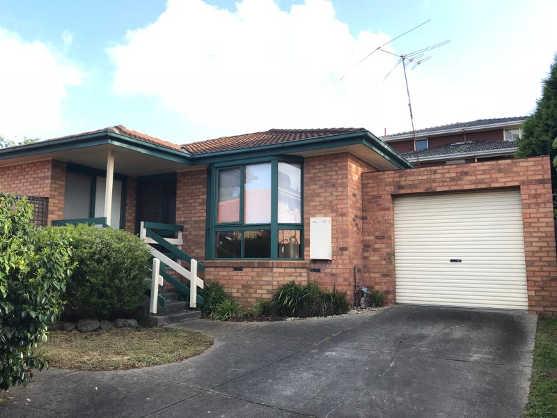 2/100 Whalley Drive, Wheelers Hill, Vic 3150