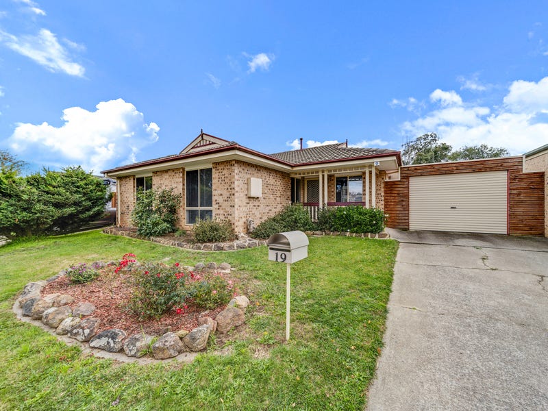 19 Elyard Place, Dunlop, ACT 2615