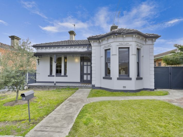 19 Learmonth Street, Moonee Ponds, VIC 3039