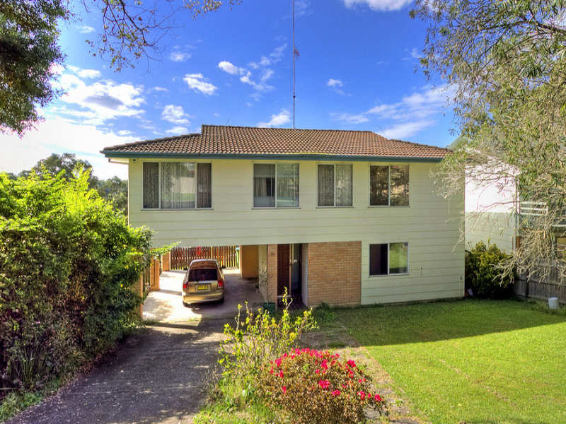 51 Hillside Drive, Berkeley Vale, NSW 2261