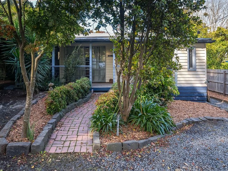 15 Legg Road, Emerald, Vic 3782 Property Details