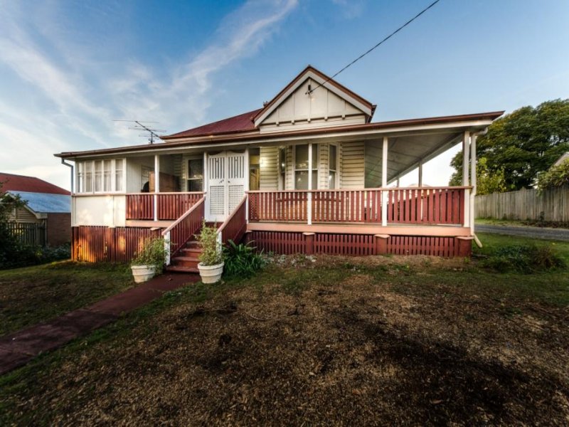 184 Geddes Street, South Toowoomba, QLD 4350