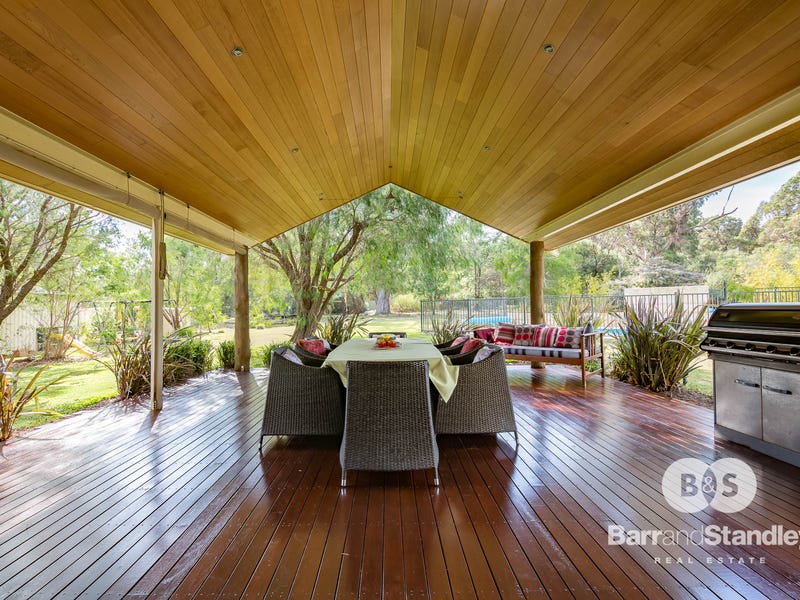 151 Chislehurst Avenue, Stratham, WA 6237 Property Details