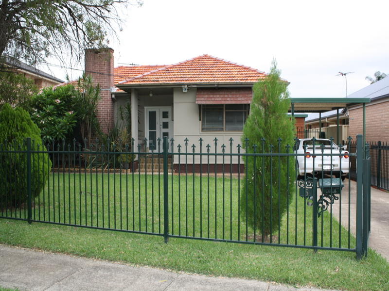 5 Lochinvar Road, Revesby, NSW 2212