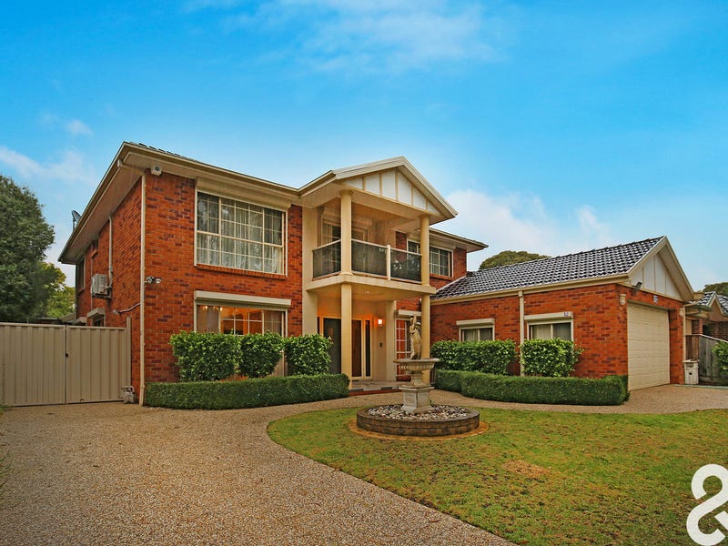 27 Trinity Way, South Morang, VIC 3752 27 Trinity Way, South Morang, VIC 3752