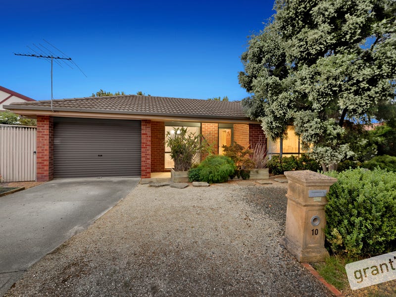 10 Wilmott Close, Berwick, Vic 3806 Property Details