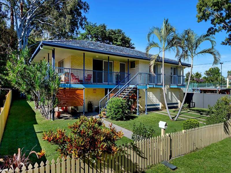 11 Tallara Street, Coombabah, Qld 4216 Property Details