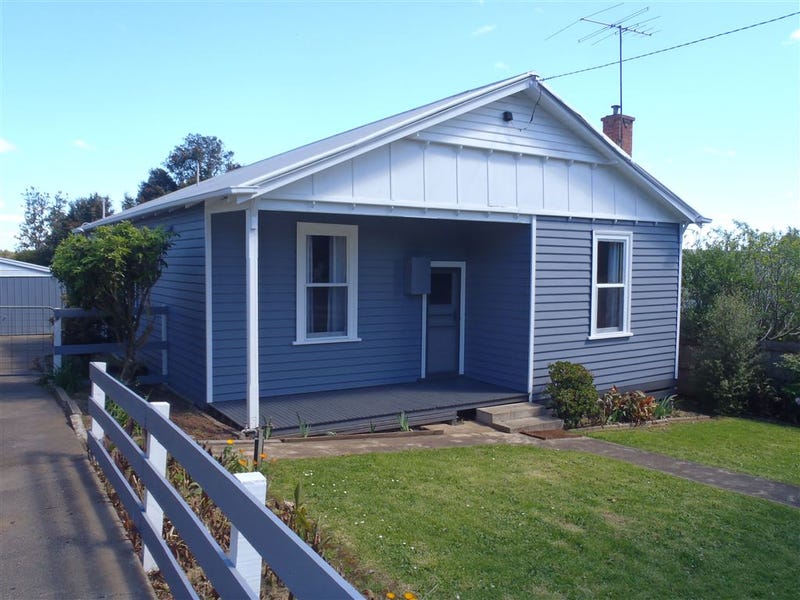 16 Church Street, Drouin, VIC 3818