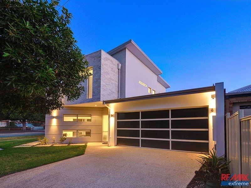 A/2 Brown Way, Karrinyup, WA 6018 Property Details