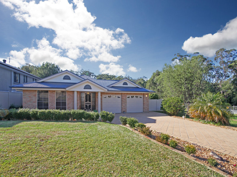 53 Settlers Way, Mollymook, NSW 2539 Property Details