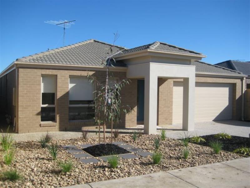 15 Moss Road, Leopold, VIC 3224