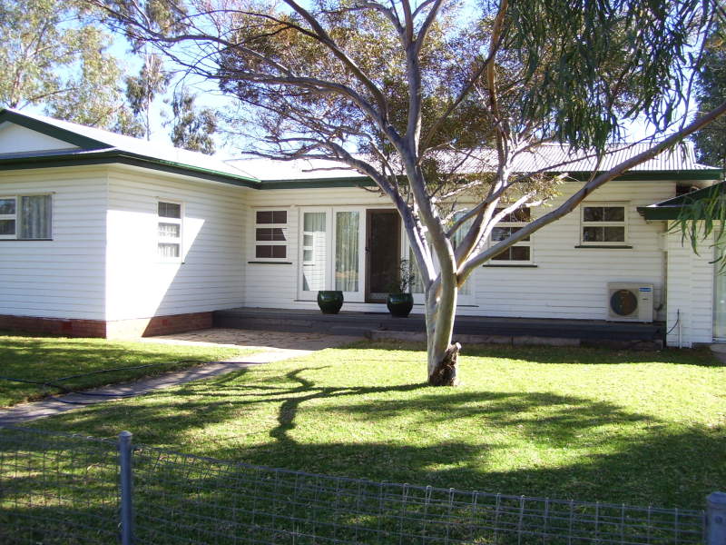 31 Miscamble Street, Roma, QLD 4455