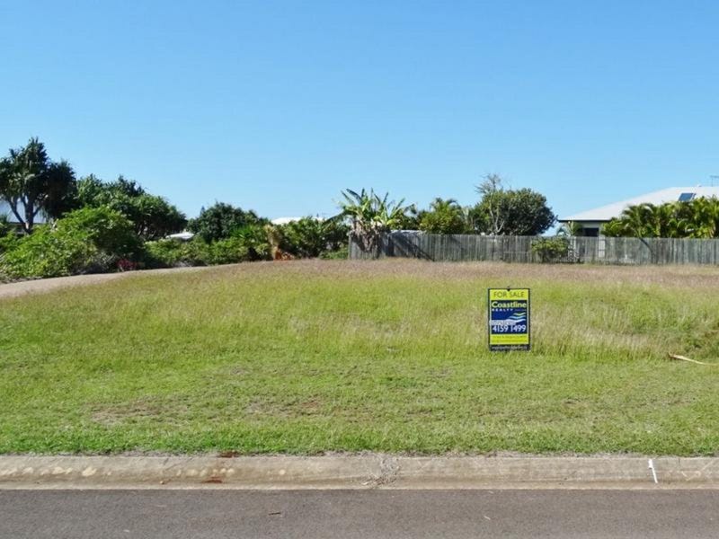 19 Bisdee Street, Coral Cove, QLD 4670