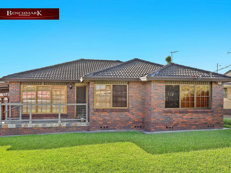 195 Nuwarra Road, Moorebank, NSW 2170 Property Details