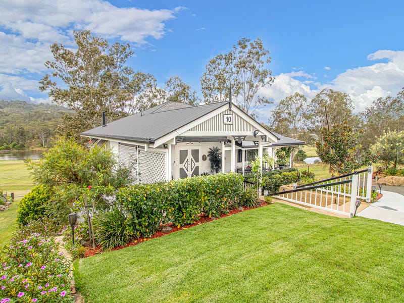 Houses for Sale in Kooralbyn, QLD 4285