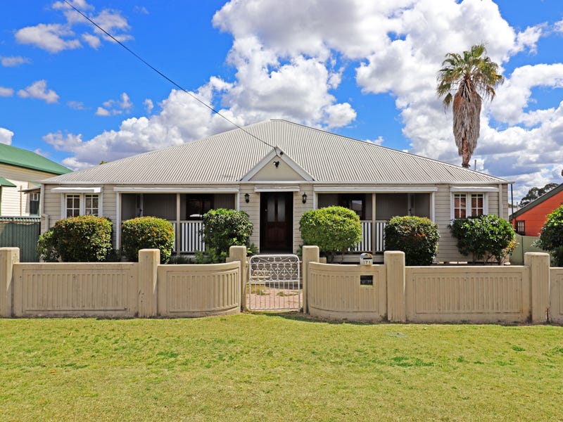 71 Dragon Street, Warwick, QLD 4370