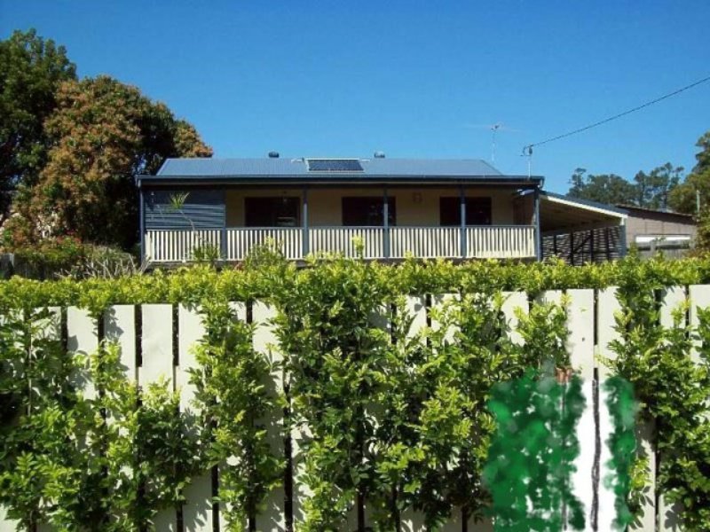 Houses for Sale in Macleay Island, QLD 4184 Pg. 2