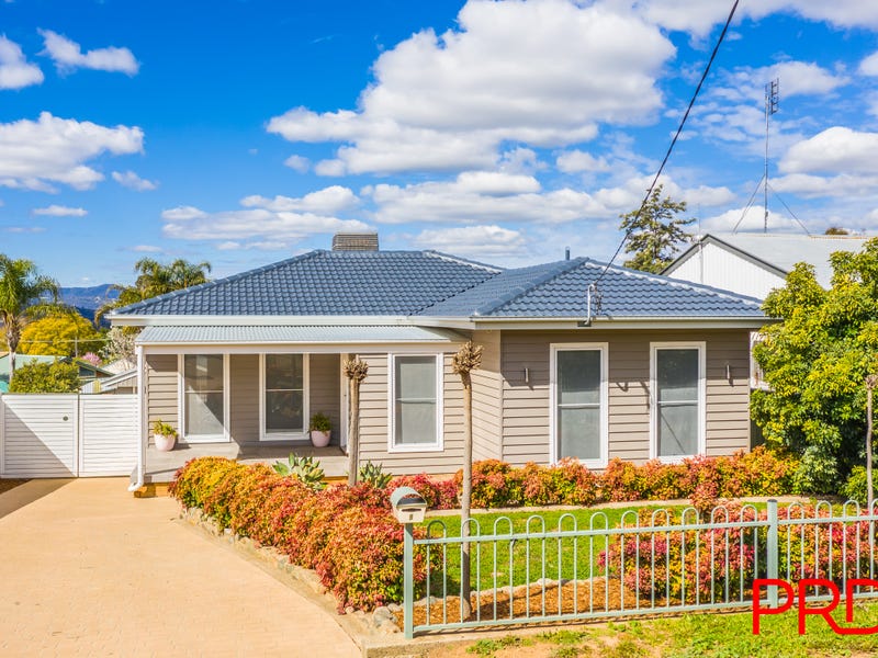 9 McRae Street, Tamworth, NSW 2340 Property Details