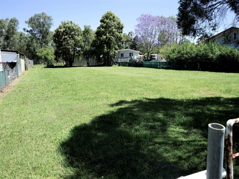 20 Colin Street, Moore, QLD 4314