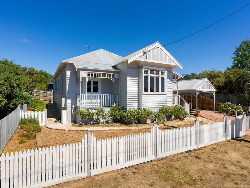 30C North Street, Castlemaine, Vic 3450 Property Details