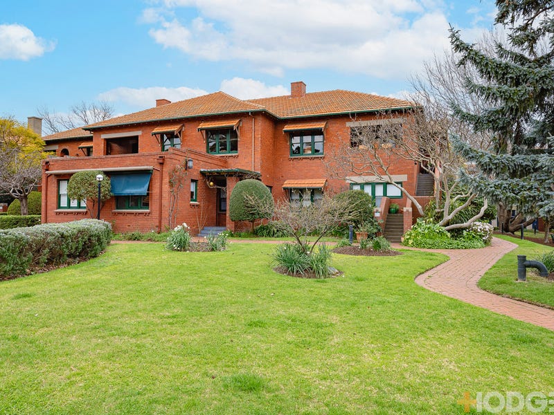 3/8 Ardoch Avenue, St Kilda East, VIC 3183