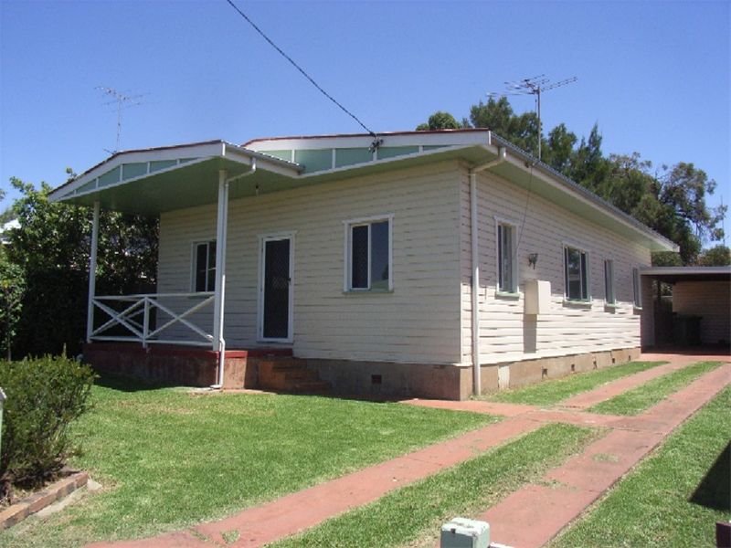 9 West Street, Toowoomba, Qld 4350 Property Details