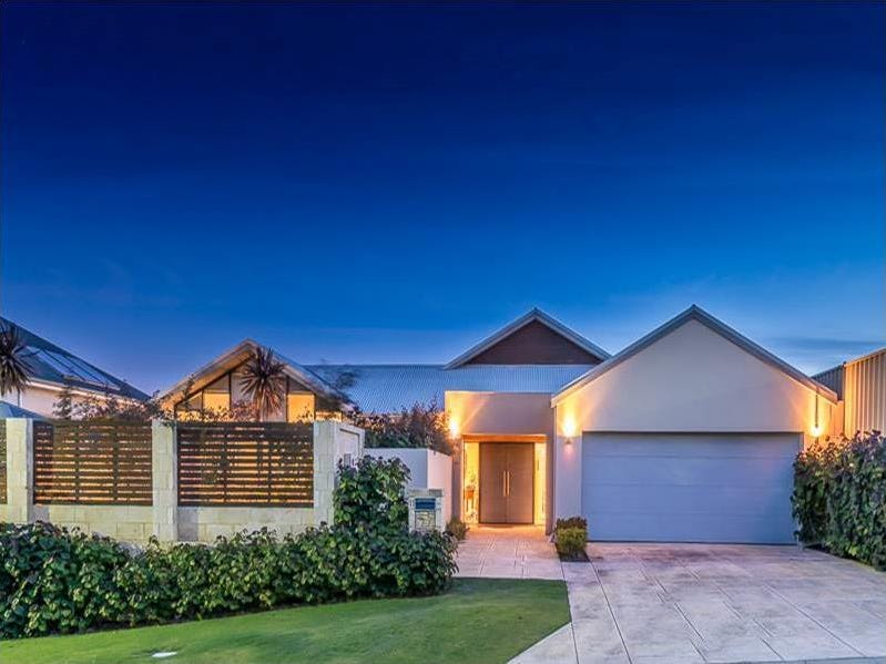 11 Stavros Way, Iluka, WA 6028