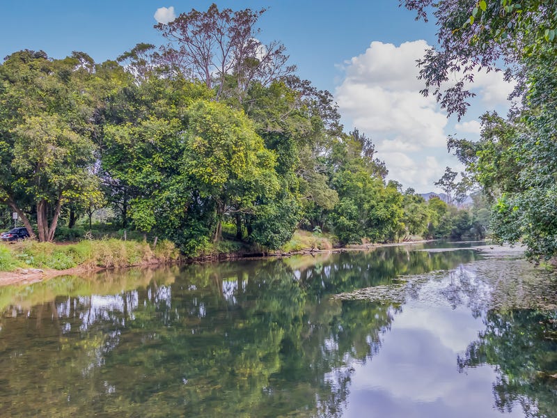 8 Armstrong Creek Road, Armstrong Creek, QLD 4520