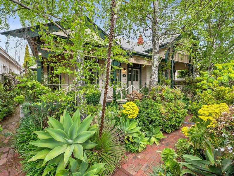 5 Roebuck Street, Newtown, Vic 3220 Property Details