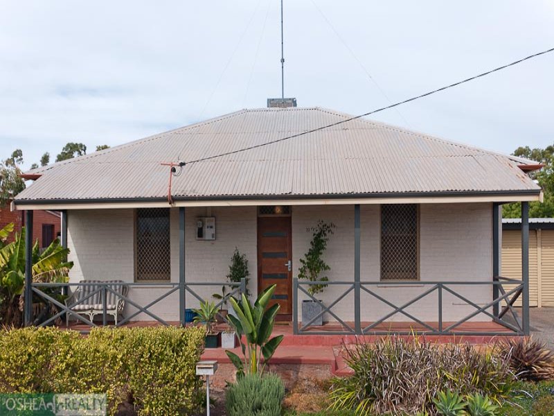 33 Lockyer Avenue, Northam, WA 6401