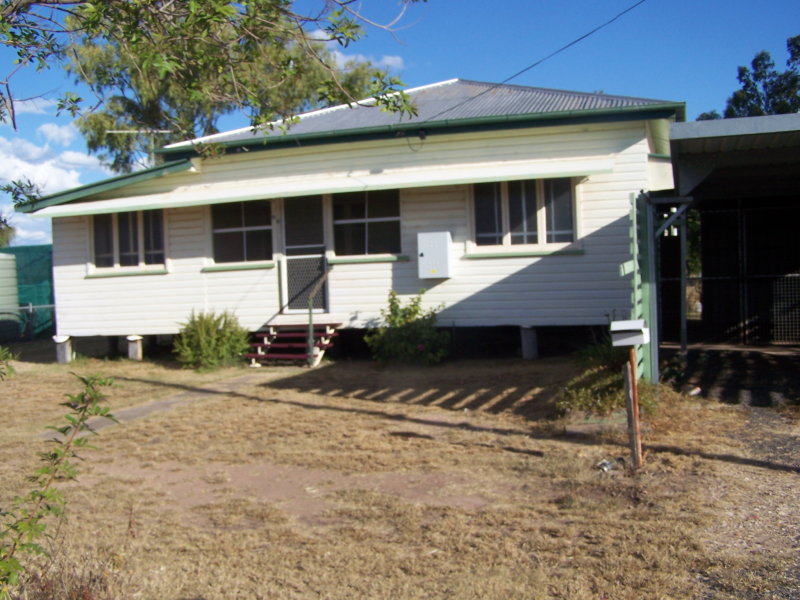 44 Binnie Street, Tara, QLD 4421