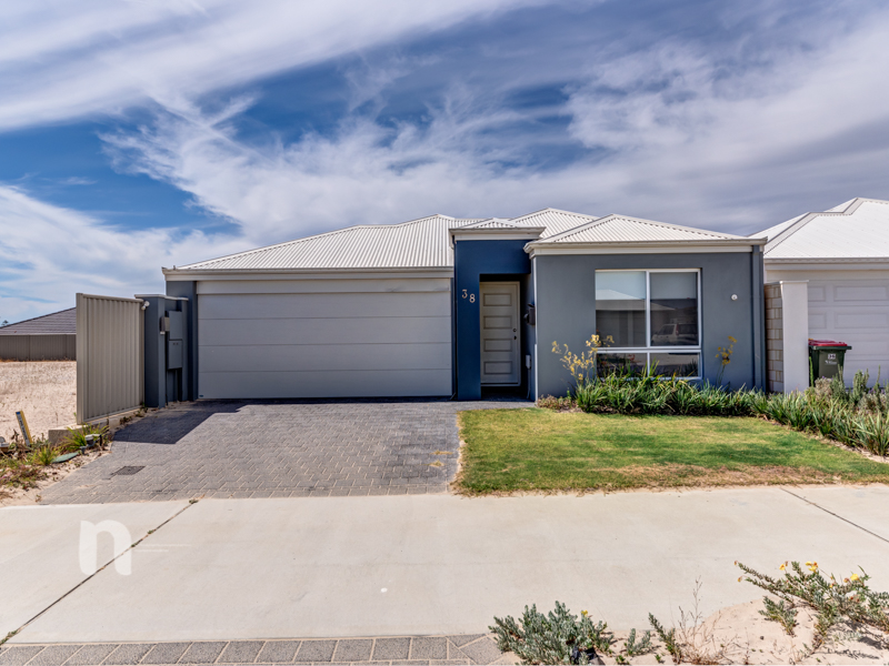 38 Gammoning Road, Alkimos, WA 6038 House for Sale