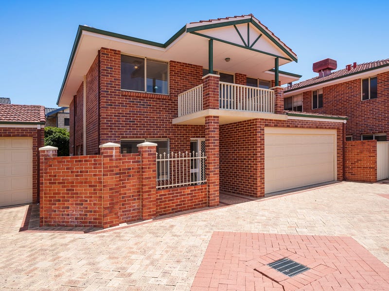 2/5 Fraser Street, Rockingham, WA 6168 Property Details