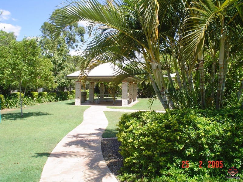 Id 3884923 25 Hogan Place Seventeen Mile Rocks Qld 4073 Townhouse For Sale Realestate Com Au