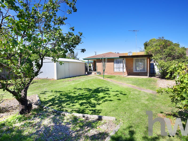 27 Solar Drive, Whittington, Vic 3219 Property Details