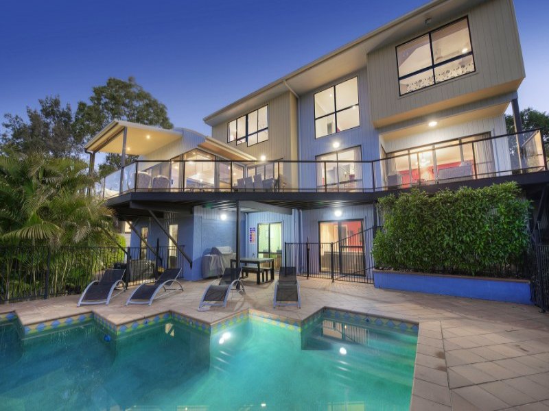 11 Highgrove Court, The Gap, Qld 4061