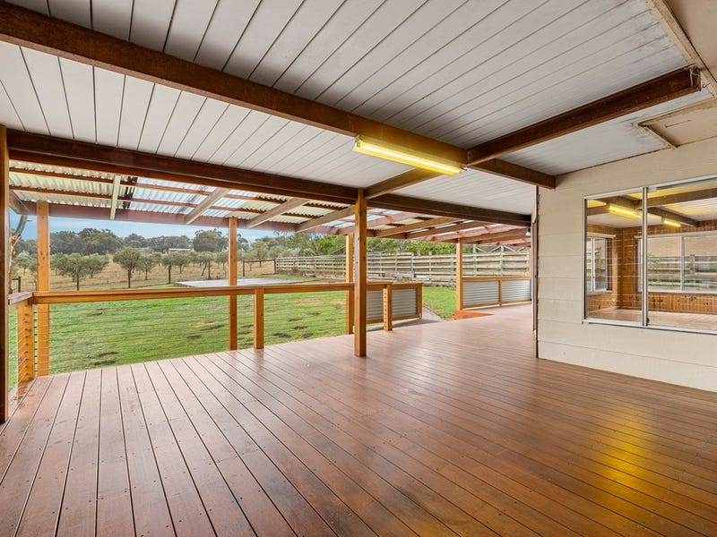 19 Bannons Lane, Yarrambat, Vic 3091