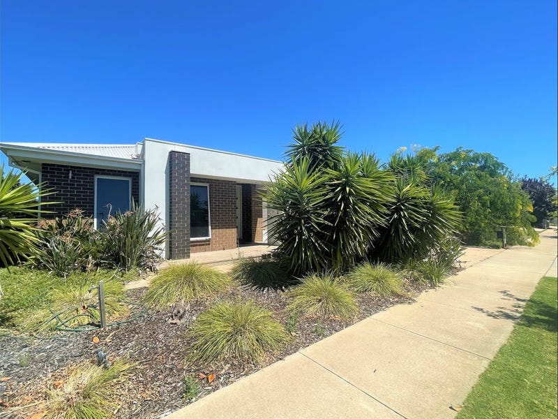 49 Canterbury Avenue, Shepparton, VIC 3630