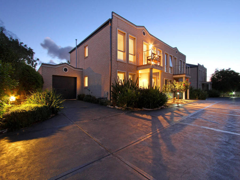 1/69 Seaview Avenue, Safety Beach, VIC 3936