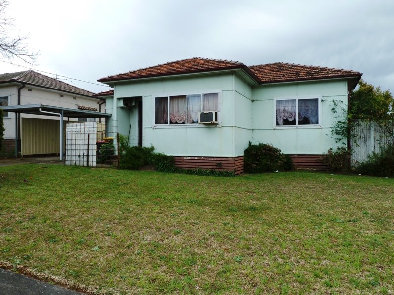 5 NAPOLEON ROAD, Greenacre, NSW 2190 Property Details