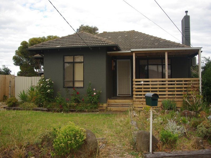 5 Armstrong Street, Laverton, Vic 3028 Property Details